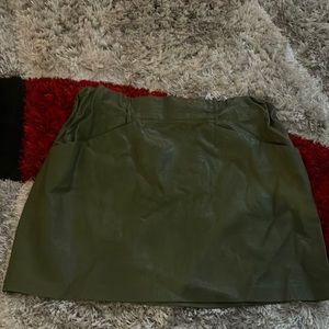 Zara green leather skirt with pockets